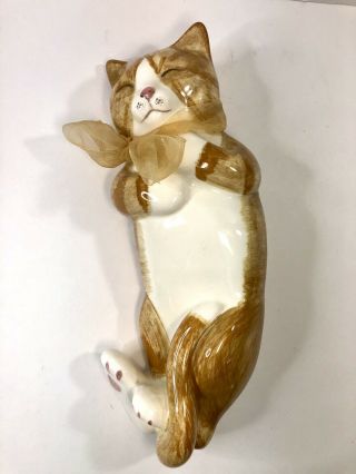 Vtg Ns Gustin Co Sleeping Ceramic Cat Hand Painted Tabby W Matching Bow 13.  75 In