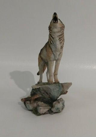 Wolf Wilderness Call 113 - 00140 Handmade and Painted by Country Artist 2