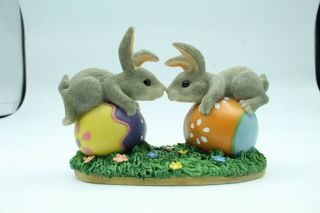 Charming Tails Bunny Love Figurine 87/424 No Box