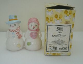 1998 Precious Moments Mr.  And Mrs.  Snowman Salt & Pepper Shakers W/box 413682