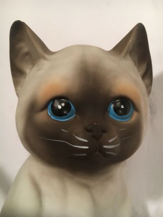 Vintage Siamese Cat Figurine With Blue Eyes Made By Mann In Japan