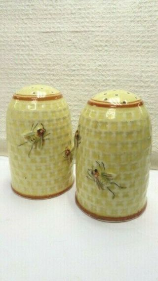 Vintage Bee Hive Honey Pot Jar Ceramic Salt & Pepper Shakers,  Set Of 2