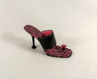 Just The Right Shoe " Wild Side " Pink Black Zebra 2003 Displayed Only/closed Case