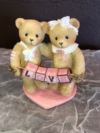Cherished Teddies - 2 Bears With " Love " Sign 1996 203076 Valentine 