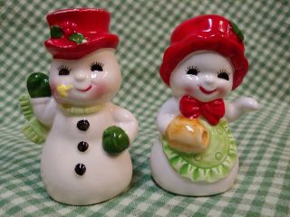 Vtg Lefton Christmas Ceramic Salt And Pepper Shakers Mr & Mrs Snowman Snow Lady