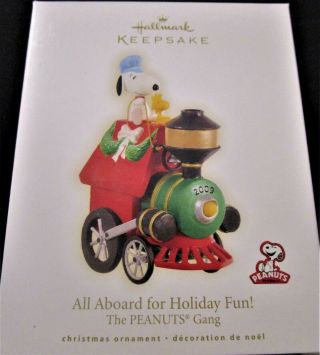 2009 Hallmark Keepsake Ornament - All Aboard For Holiday Fun - 100