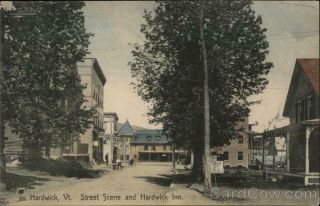 Street Scene And Hardwick Inn,  Vt Leighton Caledonia County Vermont Postcard