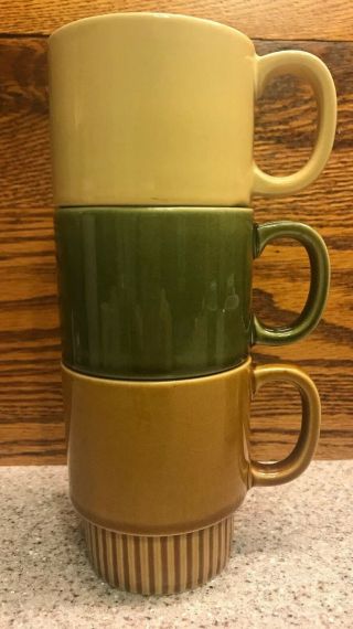 3 Vintage 1970’s Retro Stacking Coffee Mugs Cups Gold Brown Green Japan D Handle