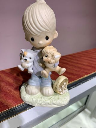 1979 Precious Moments " Blessed Are The Peacemakers " Figurine