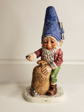 Vintage Goebel Co - Boy Utz The Banker Well 513 W Germany 1970 Gnome Figurine