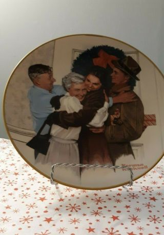Norman Rockwell 1985 Gorham Christmas Plate " Home For The Holidays " 9 "