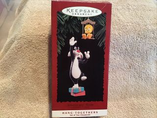 Hallmark Keepsake 1995 Sylvester And Tweety Looney Tunes Christmas Ornament