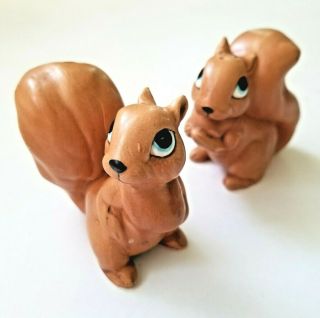 Vintage Ceramic Japan Squirrel Salt And Pepper Shakers With Stoppers & Stickers