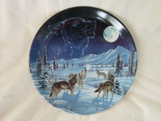 Starlight Serenade – First In Sentinels Of The Sky Series Collector’s Plate Wolf