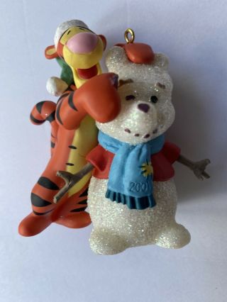Hallmark Disney’s Winnie The Pooh A Familiar Face 2001 Christmas 3” Ornament