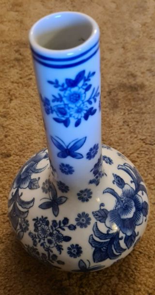 China Blue Seymour Mann Cobalt Blue & White Fine Porcelain Vase 10 
