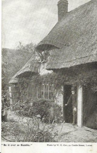 Bedfordhire - Postcard - Posted 1905 - W.  H.  Cox - Thatched Cottage