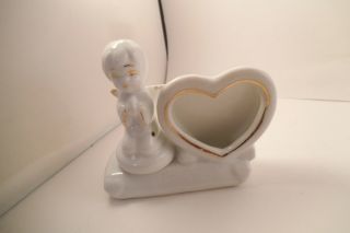 Vintage Made In China Small Angel Cherub Figurine Heart Picture Frame