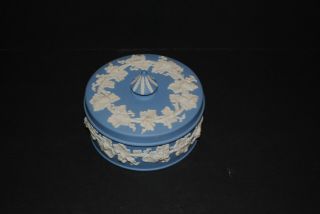 Large Wedgwood White On Blue Jasperware Round Covered Candy Dish Or Dresser Box