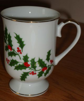Holly Christmas Pedestal Mug " All The Trimmings " Japan