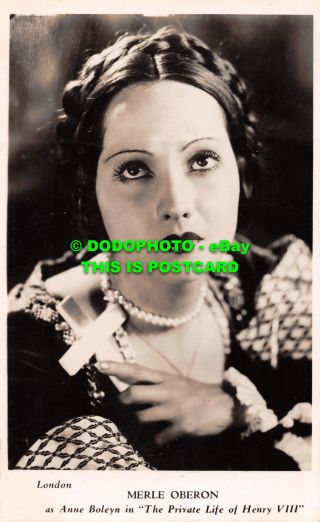 R498773 Merle Oberon.  As Anne Boleyn In The Private Life Of Henry Viii.  London