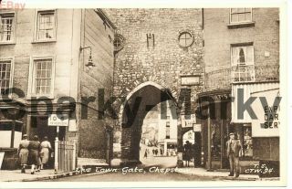 The Town Gate Chepstow Friths Vintage Postcard O08