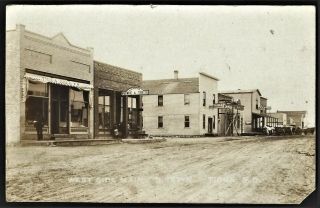 Rppc Tioga Nd " West Side Of Main Street " Postcard 1909