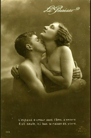 Antique French Erotic Post Card “le Baiser” (the Kiss),  Late 19th - Early 20th C.