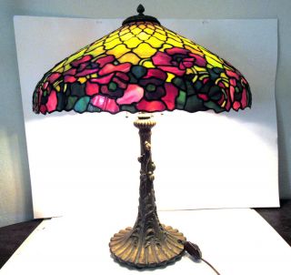 Exceptional Antique Tiffany Style Leaded Stained Glass Lamp W/extra Large Shade