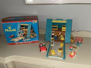 1974 VINTAGE FISHER PRICE PLAY FAMILY A - FRAME HOUSE 990 COMPLETE - BOX 5
