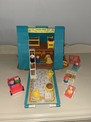 1974 VINTAGE FISHER PRICE PLAY FAMILY A - FRAME HOUSE 990 COMPLETE - BOX 6
