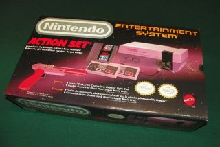 Vintage Nintendo Entertainment System Action Set Console