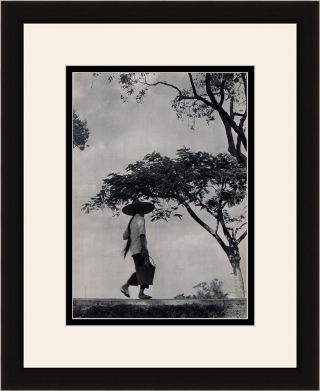 1930s Pierre Verger Vintage Photogravure " Chinese Girl With A Pail " Framed
