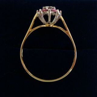 Vintage c.  1983 Ruby and Diamond Cluster Ring 750 (18ct) Gold - Size Q - 1.  9g 3