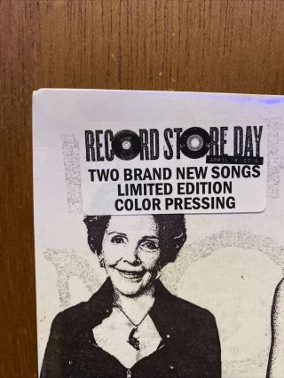 NOFX Sid and Nancy Record Store Day Colored Vinyl In Wrap 3