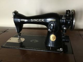 Vintage Singer 1938 Electric Sewing Machine,  Model 15 In Walnut Desk