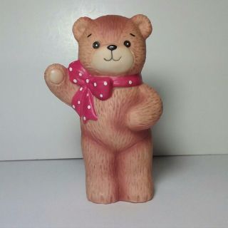 Vintage 1980 Lucy Rigg Enesco - Bear Figurine With Christmas Holiday Red Bow