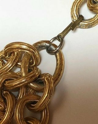 Vintage Pauline Rader Asian Inspired Foo Dog Tassel Gold Tone Necklace 5