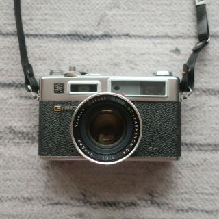 Yashica Electro 35 Gsn Rangefinder 35mm Film Camera F/1.  7 Vintage Japan