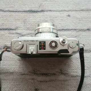 Yashica Electro 35 GSN Rangefinder 35mm Film Camera f/1.  7 Vintage Japan 6