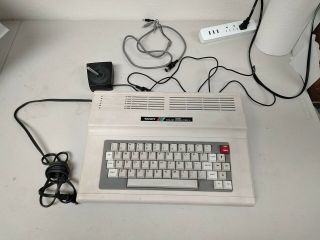 Vintage Tandy Radio Shack Color Computer 3 128k Powers On Joystick Cass.  Cable