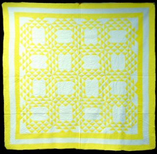 Vintage/antique Cotton Hand Stitched Ocean Waves Yellow & White Quilt