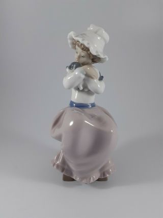 Nao By Lladro " Sitting Girl With Puppy " Singed By 1987.