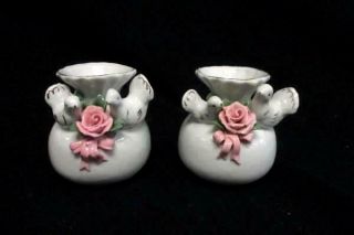 Set Of 2 Vtg Classic White Porcelain Bud Vases W/ Doves,  Pink Roses & Gold Trim