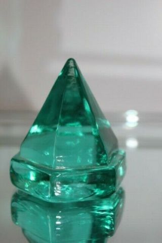 Vintage Mid Century Modern Deck Prism Pyramid Green Glass Paperweight 3