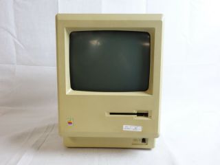 Vintage Apple Macintosh Mac Plus 1mb Model M0001a Computer Powers On