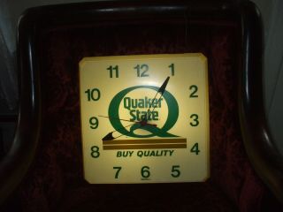 Vintage " Quaker State Plastic Clock.  16x16 Inches