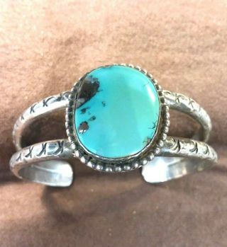 Vintage American Indian Navajo Sterling Silver Turquoise Cuff Bracelet