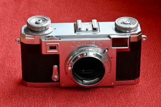 Vintage Zeiss Ikon Contax IIA Rangefinder Film Camera Body with black dial 2