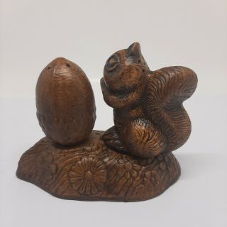 Vintage 1970 ' s Treasure Craft Squirrel & Acorn Salt & Pepper Shakers Washington 3